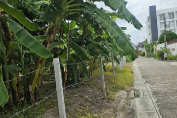 ขายที่ดินทำเลชินเขต 1 เหมาะสร้างบ้านเดี่ยว ออฟฟิศ ทาวน์โฮม หอพัก หรือเก็งกำไรในอนาคต พื้นที่ 200 ตรว ซอยงามวงศ์วาน 43 แยก 2-7