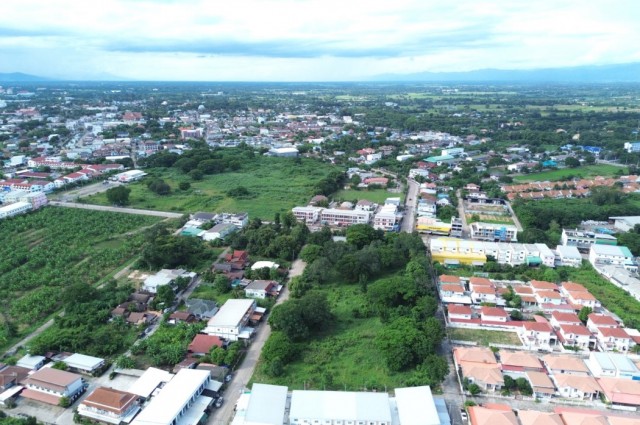 ขาย ที่ดิน เมืองเพชรบูรณ์ 1 ไร่ 3 งาน 80 ตรว กลางเมืองเพชรบูรณ์. CC.
