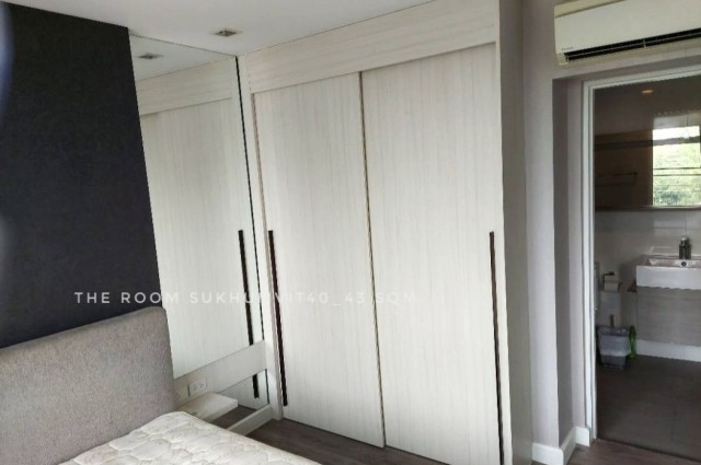 ให้เช่า คอนโด 1 bedroom ready to move in very good locationTHE ROOM สุขุมวิท 40 43 ตรม. close to BTS Ekkamai Thonglor Sukhumvit and Rama4