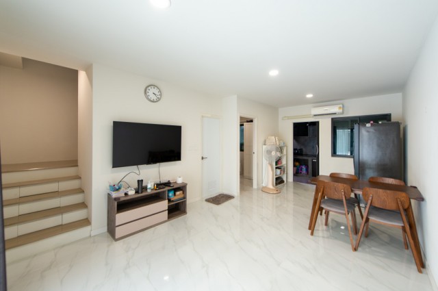 ขาย ทาวน์โฮม อัลติจูด คราฟ บางนา 168 ตรม. 20 ตร.วา 3นอน 4น้ำ ใกล้ MEGA บางนา
