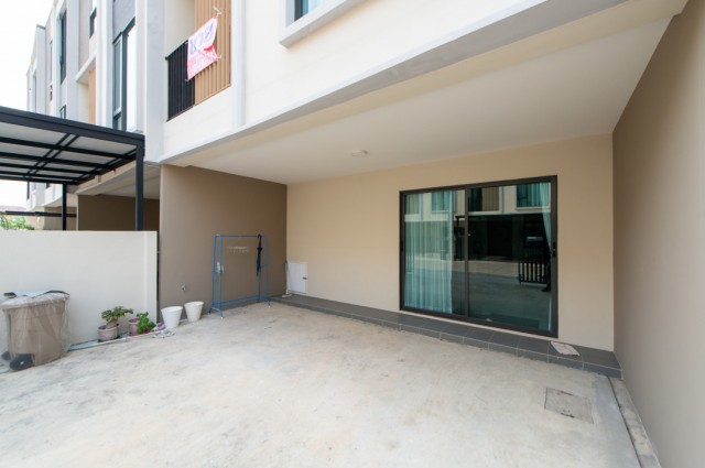 ขาย ทาวน์โฮม อัลติจูด คราฟ บางนา 168 ตรม. 20 ตร.วา 3นอน 4น้ำ ใกล้ MEGA บางนา