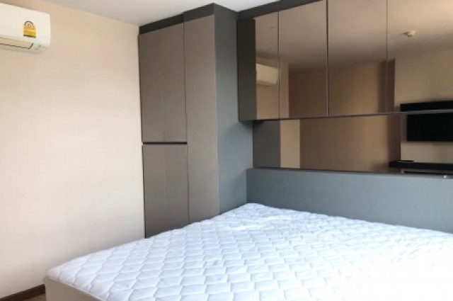 ให้เช่า คอนโด พหลโยธิน ซอย2D’Rouvre Condominium : เดอ รูฟ คอนโดมิเนียม 60 ตรม. 1นอน 1น้ำ ชั้น7 เฟอร์ครบ ใกล้btsอารีย์ และสนามเป้า....