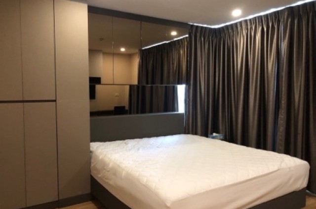 ให้เช่า คอนโด พหลโยธิน ซอย2D’Rouvre Condominium : เดอ รูฟ คอนโดมิเนียม 60 ตรม. 1นอน 1น้ำ ชั้น7 เฟอร์ครบ ใกล้btsอารีย์ และสนามเป้า....