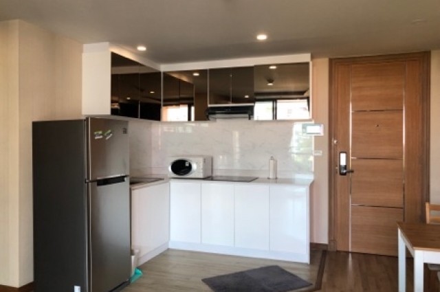 ให้เช่า คอนโด พหลโยธิน ซอย2D’Rouvre Condominium : เดอ รูฟ คอนโดมิเนียม 60 ตรม. 1นอน 1น้ำ ชั้น7 เฟอร์ครบ ใกล้btsอารีย์ และสนามเป้า....