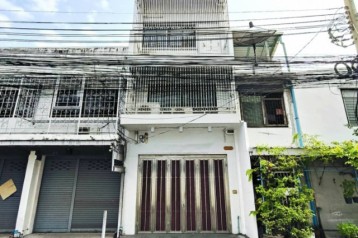 ขายอาคารพาณิชย์ 4 ชั้น 15.4 ตร.ว. ซ.เจริญราษฎร์ 5 แยก 4 สภาพพร้อมอยู่ ตกแต่งอย่างดี
