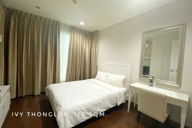 ให้เช่า คอนโด 4 bedrooms high floor IVY ทองหล่อ 23 (ไอวี่ ทองหล่อ 23) 120 ตรม. city view in mid of Thonglor