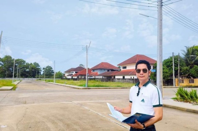 ขาย ที่ดิน แปลงเล็กในเมืองนครศรีฯสยามนครธานี 4 Plus 70 ตร.วา เหมาะสำหรับสร้างบ้านพักอาศัย