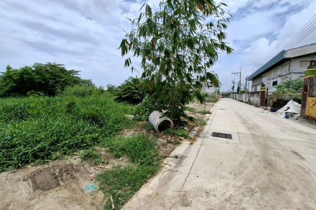 ขาย ที่ดิน บางปลา บางพลี 800 ตรว ใกล้ถ.เทพารักษ์แค่ 700 ม. CC
