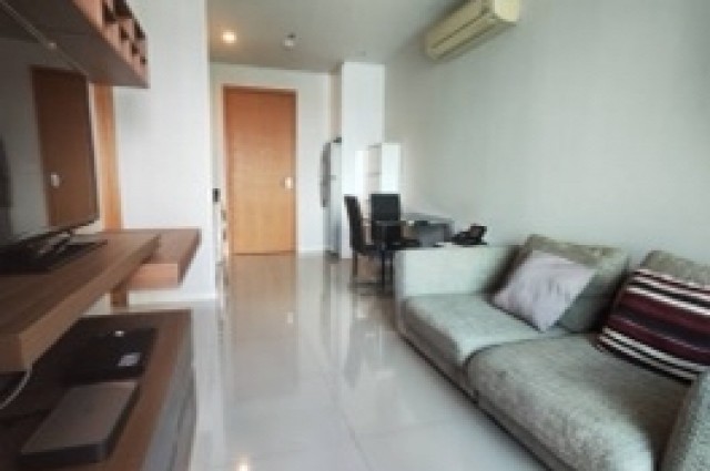 ให้เช่า คอนโด Circle Condominium 39 ตรม. 1นอน 1น้ำ ชั้น38 ใกล้MRTเพชรบุรี นานา