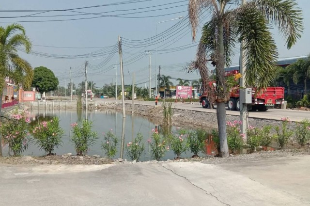 FACTORY WAREHOUSE FOR RENT / ให้เช่าโกดังโรงงาน 250ตรม.ลาดหลุมแก้ว พื้นที่สีม่วง ขอรง.4ได้ 