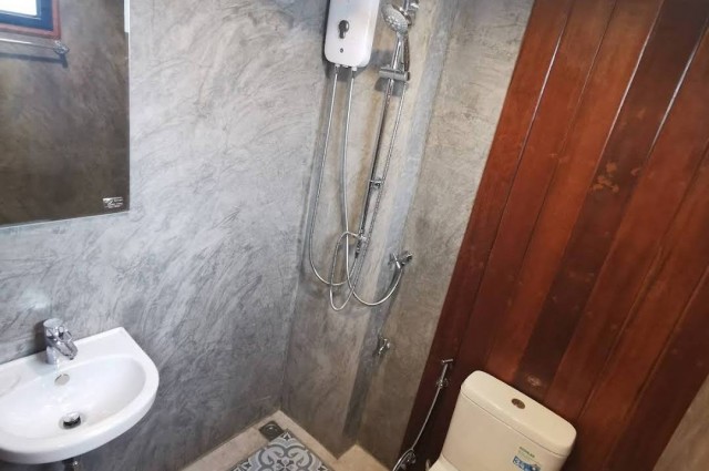 ขายhostel 52.8 ตรว15 ล้าน (ในคูเมืองเชียงใหม่)