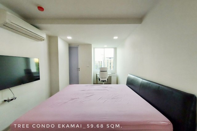 ให้เช่า คอนโด just renovated 2 bedrooms city viewTree Condo เอกมัย 60 ตรม. close to BTS Ekkamai Thonglor Sukhumvit area