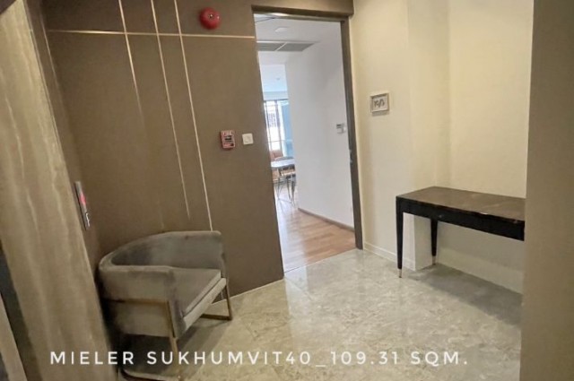 ขาย คอนโด luxury condo 3 bedrooms Mieler Sukhumvit 40 : มีลเลอร์ สุขุมวิท 40 109.31 ตรม. good price good location