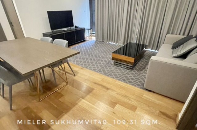 ขาย คอนโด luxury condo 3 bedrooms Mieler Sukhumvit 40 : มีลเลอร์ สุขุมวิท 40 109.31 ตรม. good price good location