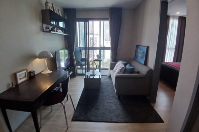 ให้เช่า คอนโด M1054 TAKA HAUS EKAMAI 12 45 ตรม Full Furnished