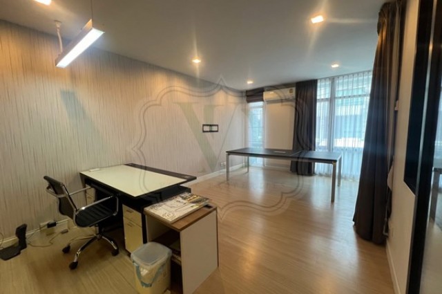ขาย หรือเช่า บ้านทาวน์เฮ้าส์ Plex Bangna 3 ชั้น 3 ห้องนอน อ.บางพลี จ.สมุทรปราการ โทร 0943278878
